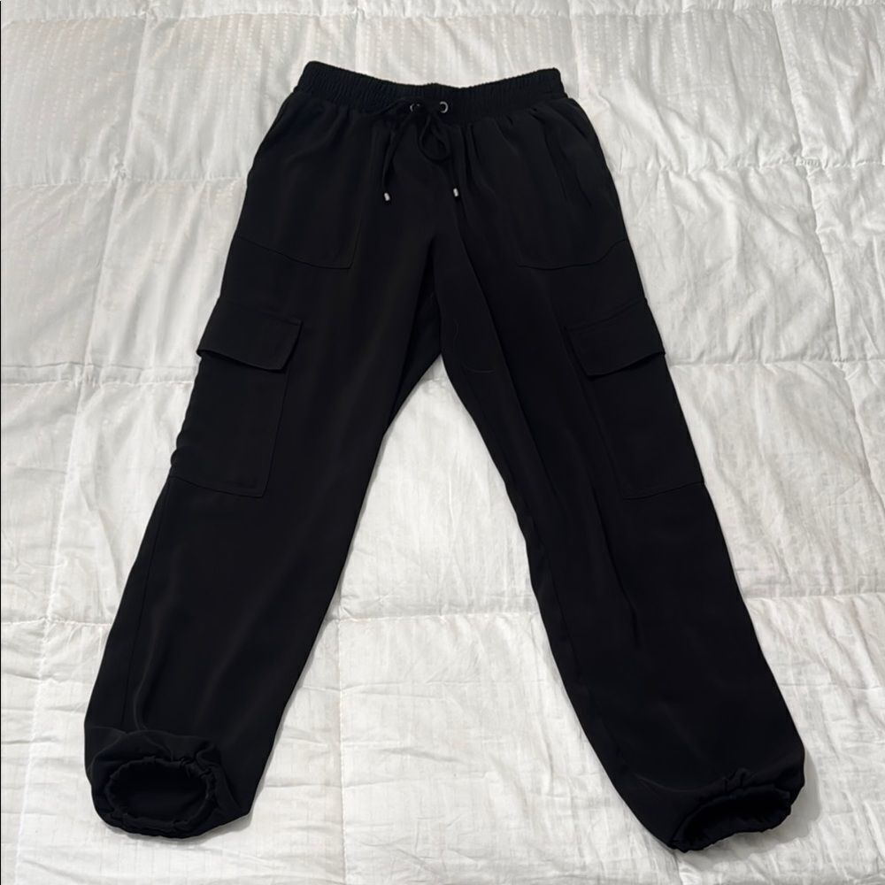 Michael kors new Black lightweight satin fabric Cargo Jogger Pants w pockets